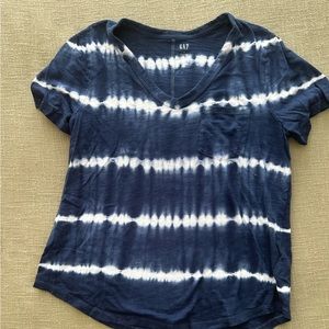 Gap like new t shirt